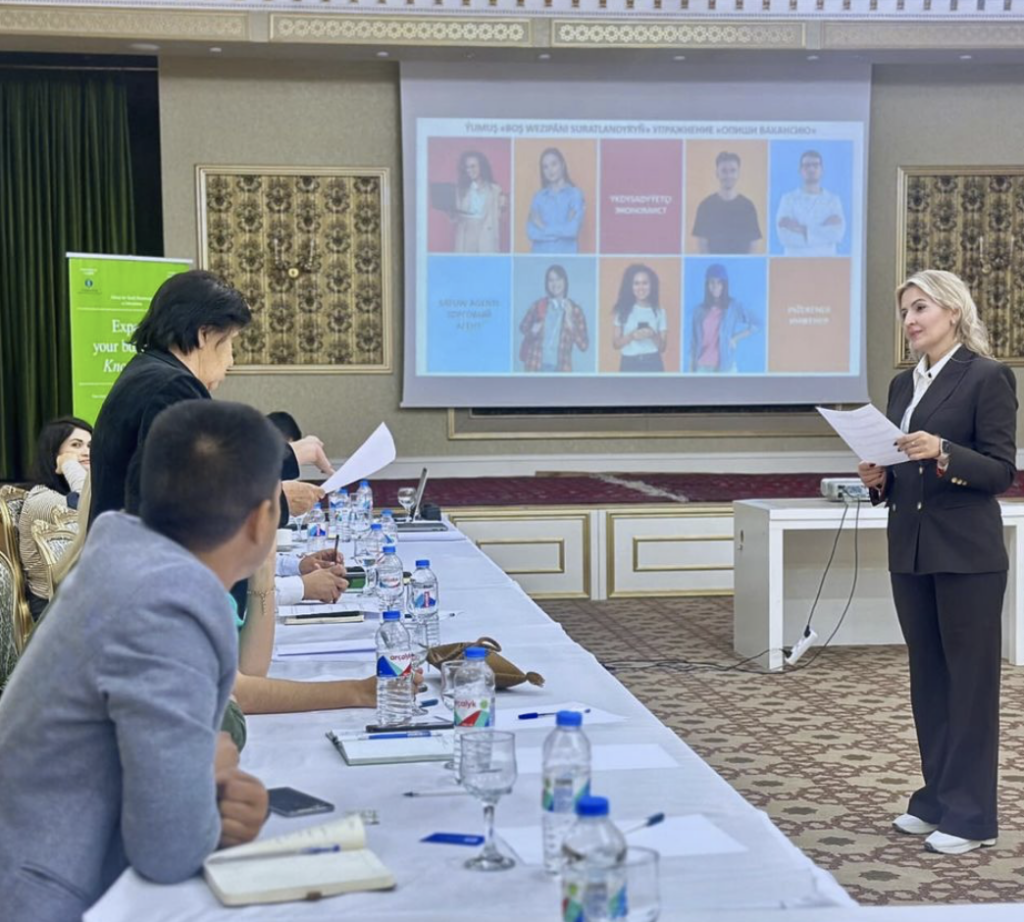 On October 14, the project "Business Clinic: Improving HR Management Skills" was launched